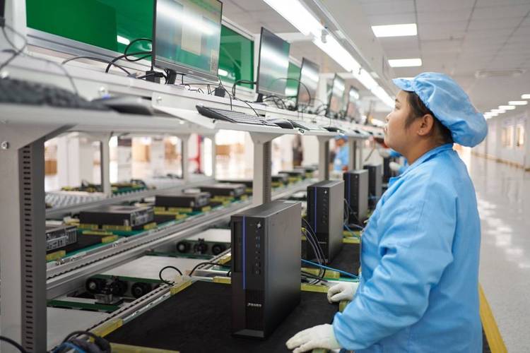 跨越山海智造新篇 清華同方計算機畢節生產基地賦能數字化未來